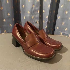 🌈 Vintage 90s Dockers red brown leather loafers 7